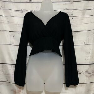 Altar'd State | Women's Long Sleeve Black Crop Top Size Large L NWT
